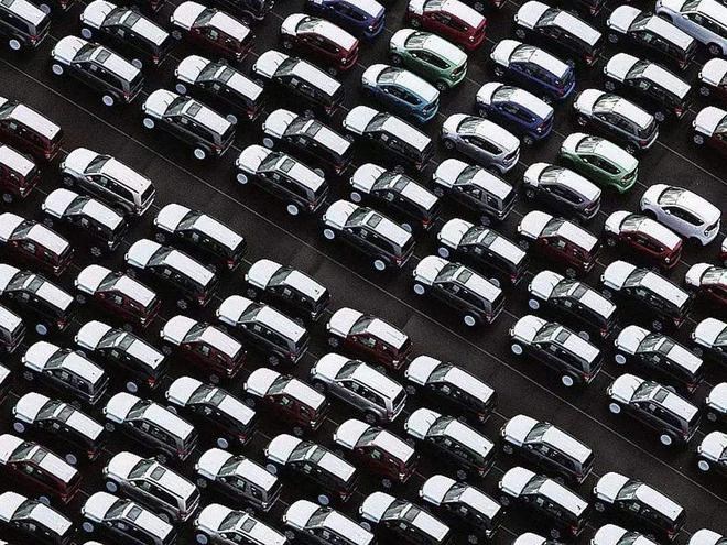 数说|国内车市1月销量下滑18% 新能源汽车销量腰斩